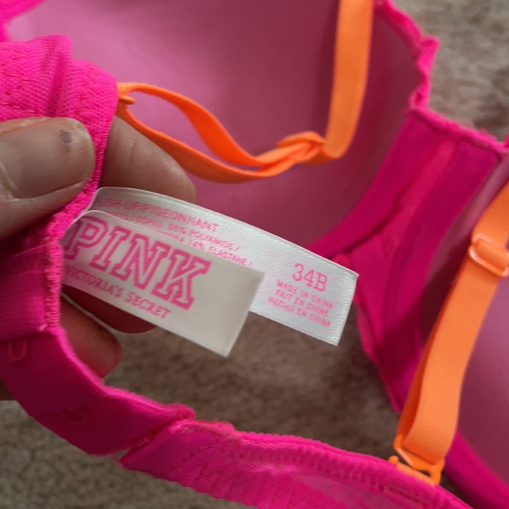 Victoria’s Secret PINK bra NWOT - Picture 2 of 4